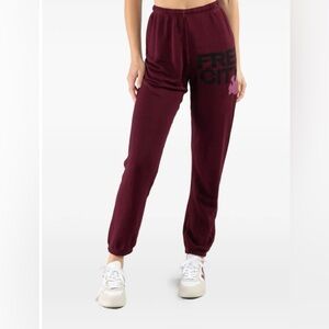 FreeCity Print Jogger Sweatpants SZ M Red Burgundy